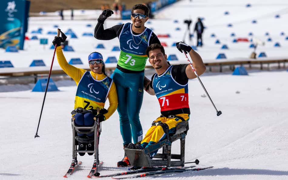 Aline Rocha, Wellington da Silva e Cristian Ribera nas Paralimpíadas de Inverno de Milão-Cortina 2026 (Foto: CPB)