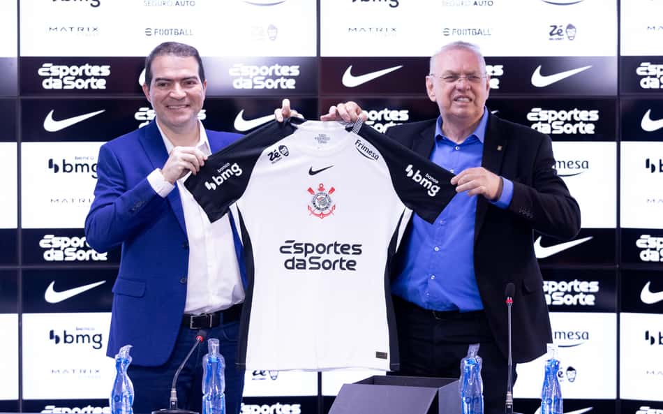 Com sete reforços, Corinthians mais que triplica número de contratações de 2025