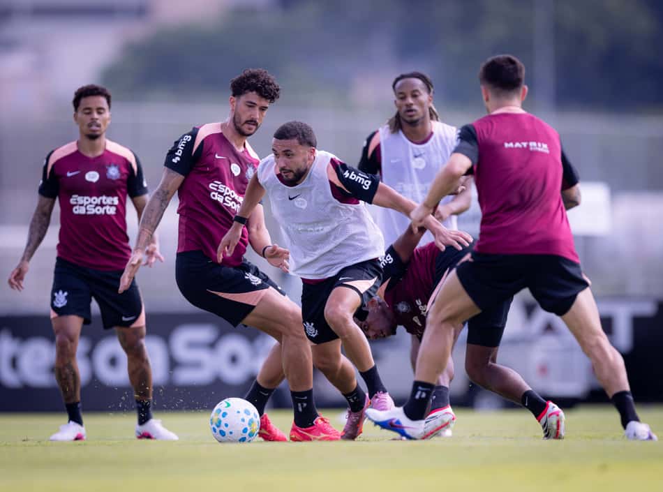 Corinthians voltou a trabalhar no CT Joaquim Grava (Foto: Rodrigo Coca/Agência Corinthians)
