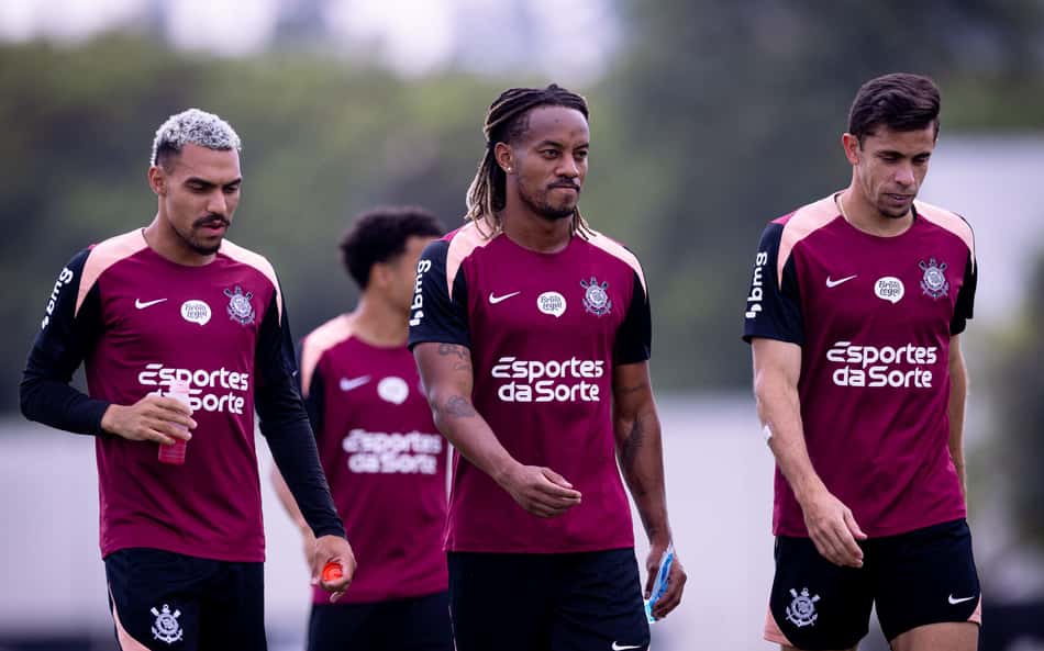Corinthians liga sinal de alerta com lista de pendurados antes de duelo contra o Flamengo