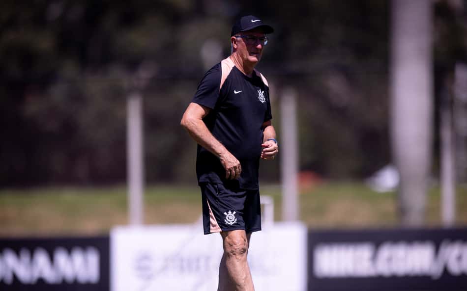 Agenda cheia: Corinthians encara nove jogos em três competições no mês de abril
