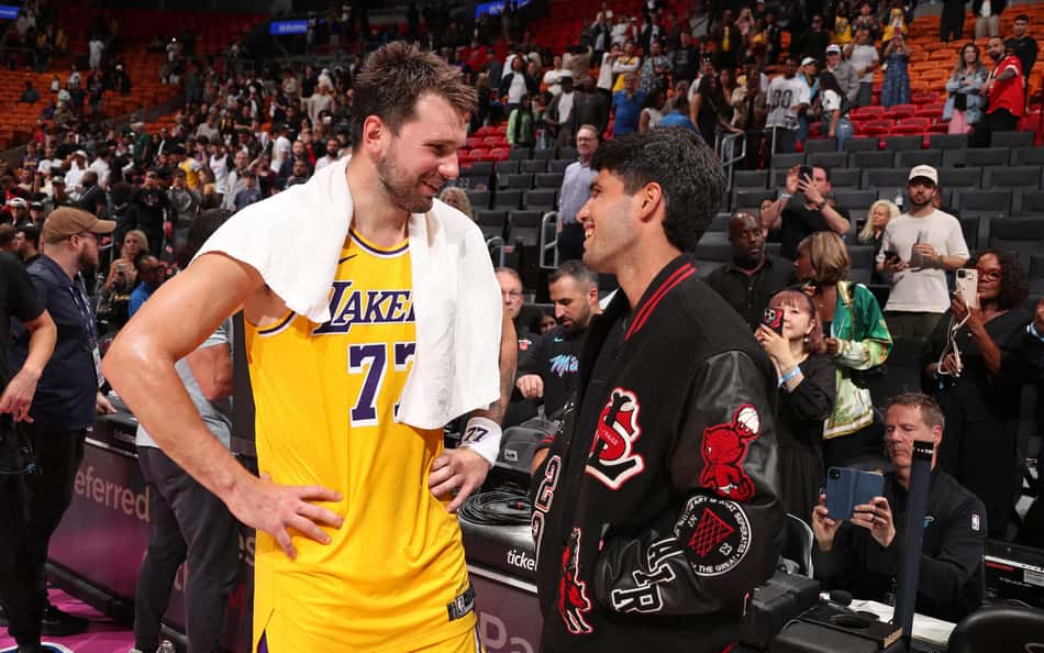 Em Miami, Alcaraz prestigia vitória dos Lakers na NBA antes de enfrentar Fonseca