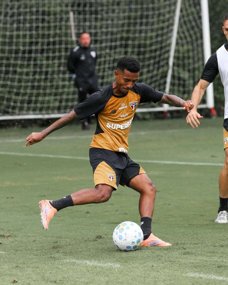 Marcos Antônio durante treino do São Paulo