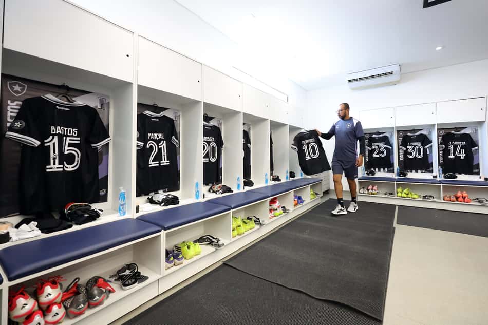 Botafogo tem escalação definida para enfrentar o Bragantino 