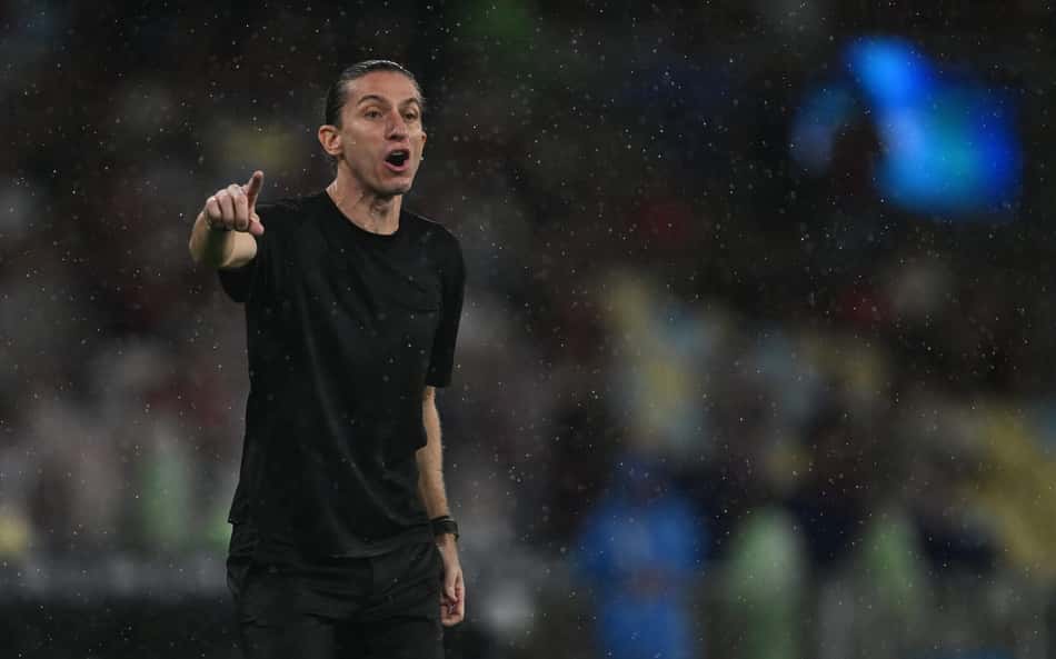 Xodó da torcida do Flamengo enaltece Filipe Luís: 'Pessoa de caráter e treinador espetacular'