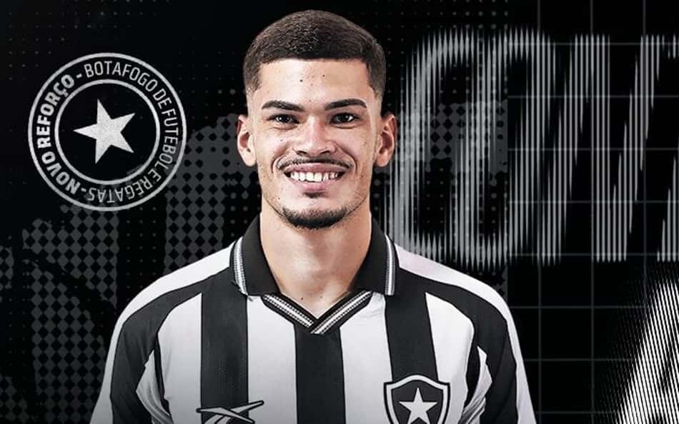 Botafogo anuncia contratação do zagueiro Anthony, ex-Goiás