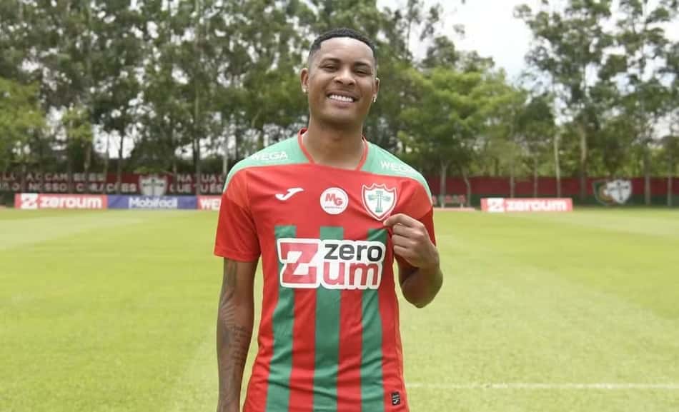 Caio Roque, da Portuguesa-SP, entrou na mira do Botafogo (Foto: Divulgação/Portuguesa