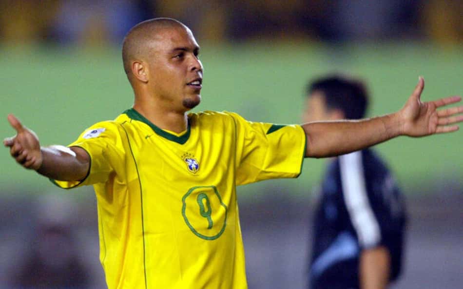 Ronaldo Fenômeno se junta a marca global de cosméticos e vira embaixador da Copa do Mundo