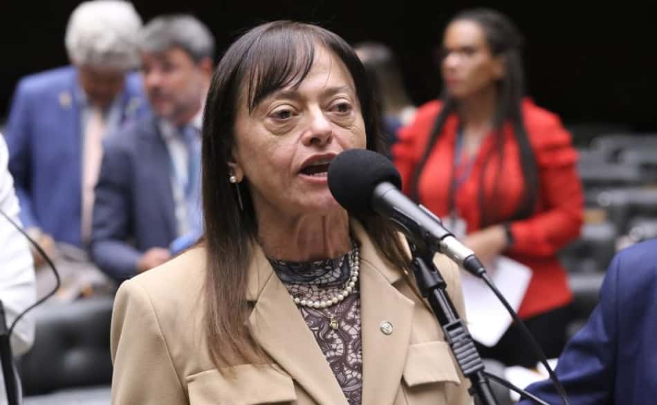 Alice Portugal, relatora do projeto na Câmara (Foto: Kayo Magalhães/Câmara dos Deputados)