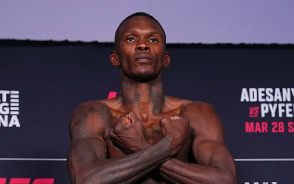 Adesanya e Pyfer passam na pesagem do UFC Seattle; veja resultados