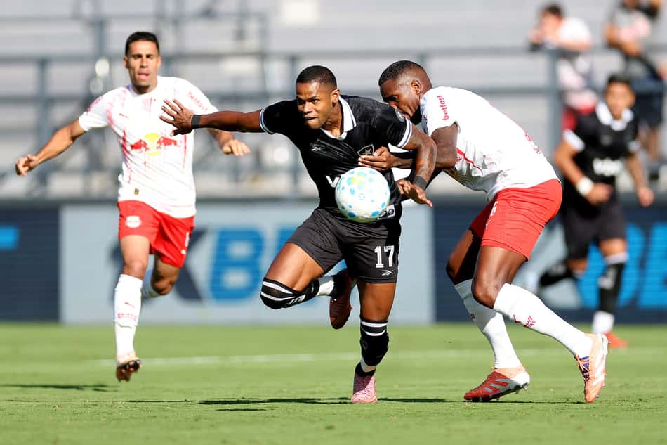 Botafogo e Bragantino fizeram um jogo disputado em Bragança Paulista