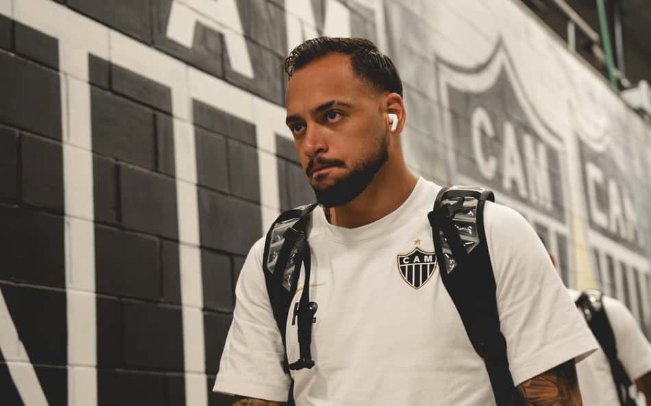 Maycon segue em tratamento no dm (Foto: Pedro Souza / Atlético)