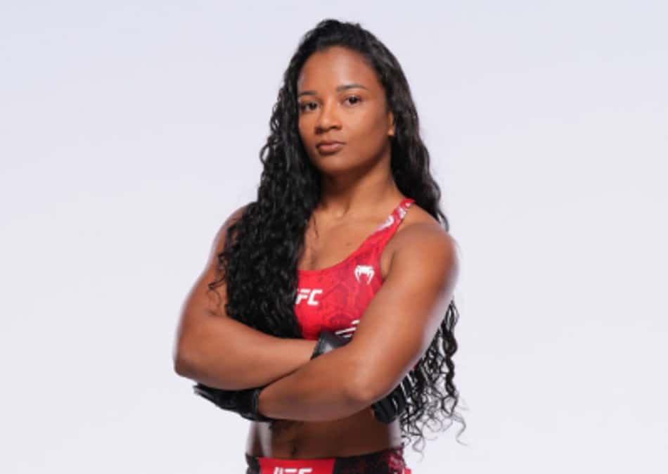 Ravena Oliveira no UFC (Foto: Reprodução/Instagram)