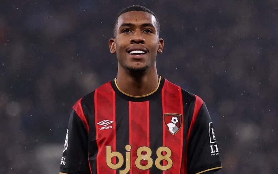 Atuação de Rayan contra o Manchester United agita debate: 'Que bizarrice'