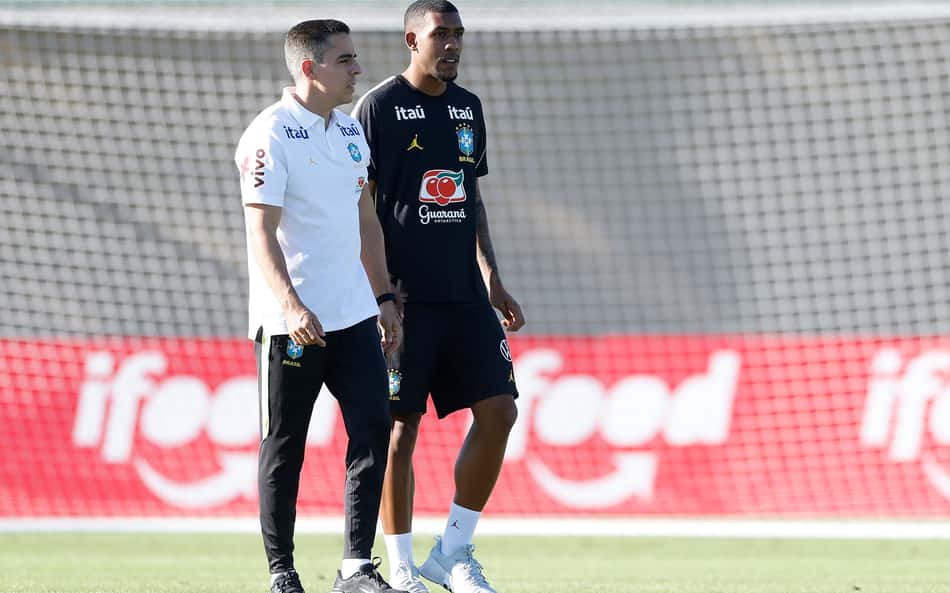 Rayan comemora convocação para Seleção e agradece torcida do Vasco: 'Sonho de criança'