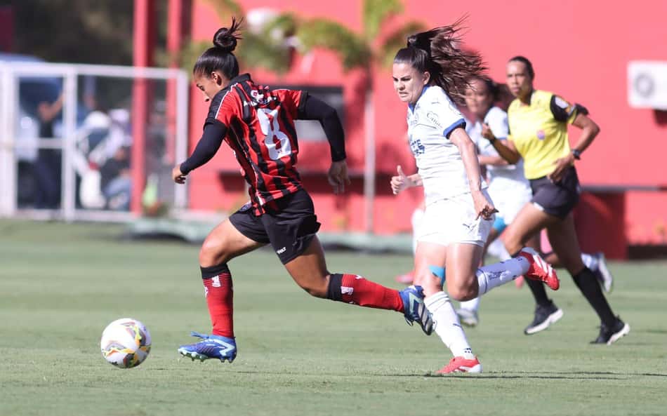 Jogos de hoje: quem joga no futebol e onde assistir ao vivo – segunda-feira (16/03/2026)