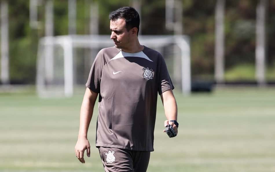 Lucas Piccinato vê goleada no Paulistão Feminino de 2025 como fator decisivo para saída do Corinthians