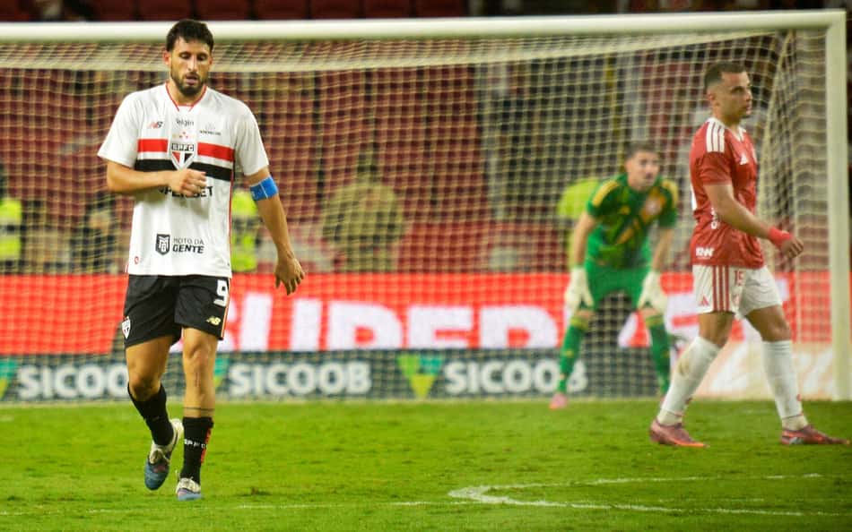 Após empate no Beira-Rio, Calleri abre o jogo sobre trabalho de Roger Machado no São Paulo