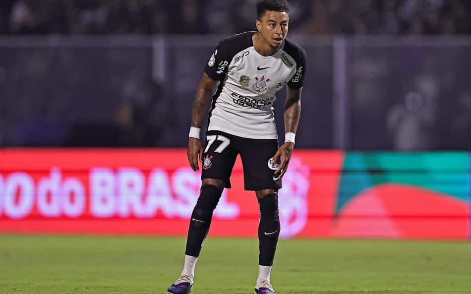 Veja gol em Barra x Corinthians: Lingard marca pela primeira vez