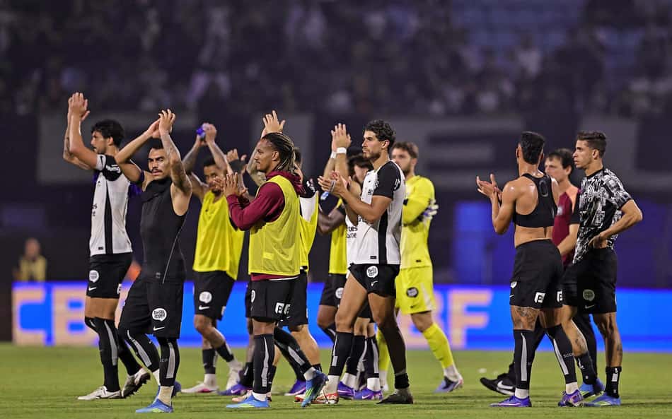Laboratório do Corinthians: Diniz roda o elenco, mas quem realmente subiu de patamar?