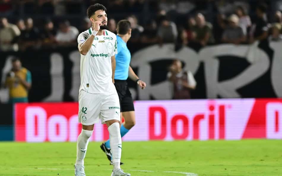 Decisão de Abel Ferreira irrita Flaco López, e torcedores reagem: 'Tem hora'