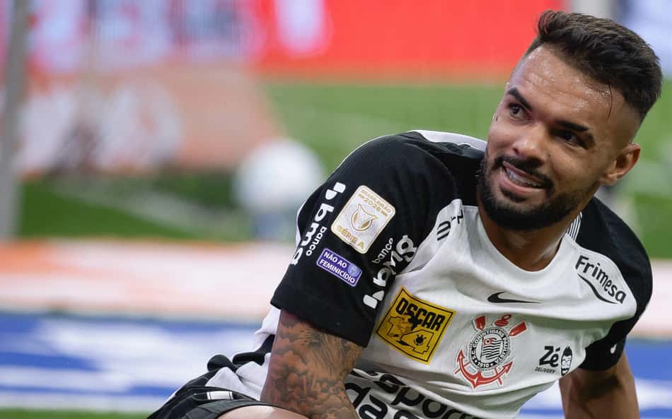 Corinthians: Raniele aproveita chance fora de posição e ganha confiança de Diniz