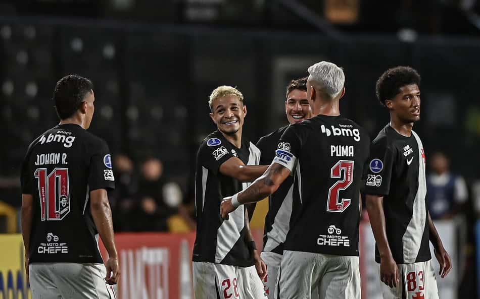Torcedores fazem pedido a Renato Gaúcho para Flamengo x Vasco: 'Titular'