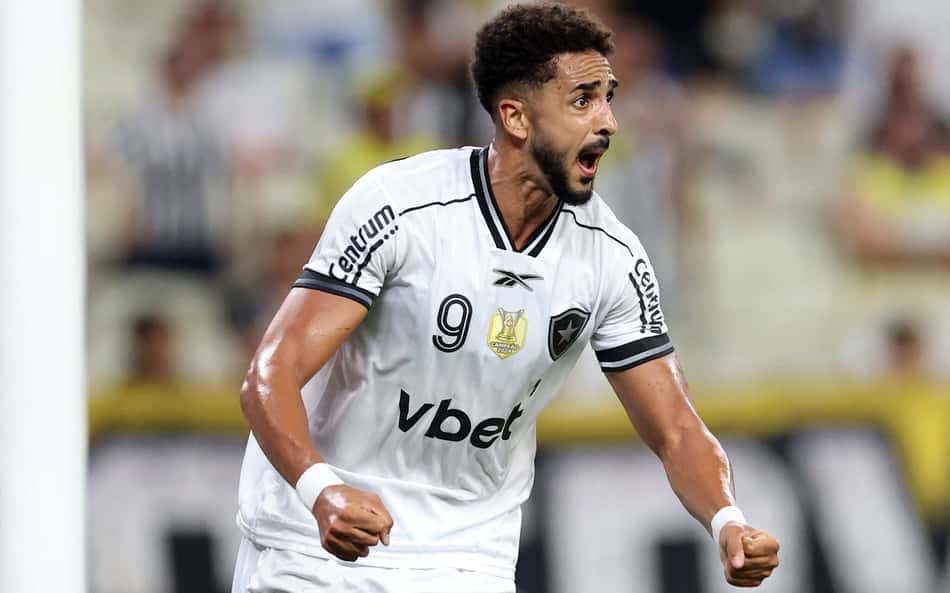Botafogo terá volta de Chris Ramos contra o Coritiba; Alex Telles segue fora