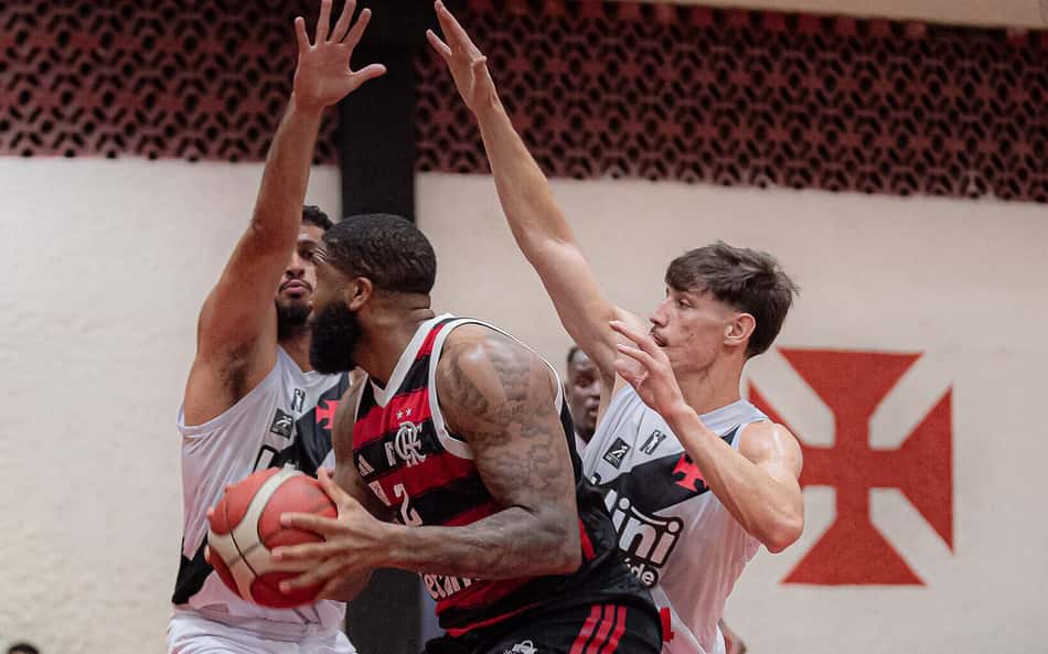 Vasco busca vitória para não ser rebaixado pelo Flamengo no NBB