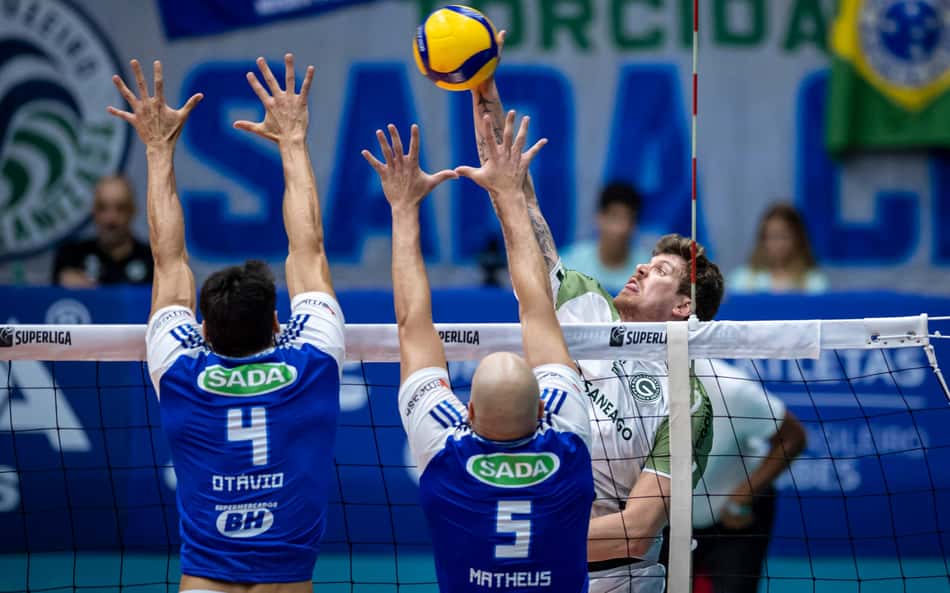 Veja os lances de Sada Cruzeiro x Goiás nas quartas de final da Superliga Masculina