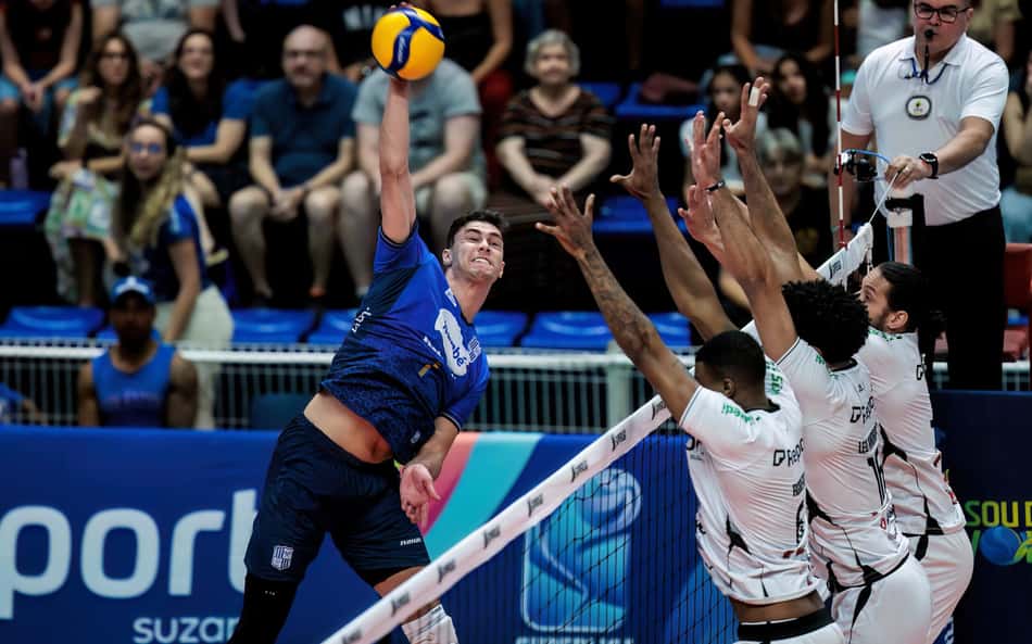 Veja os lances da vitória do Suzano sobre o Minas nas quartas da Superliga Masculina