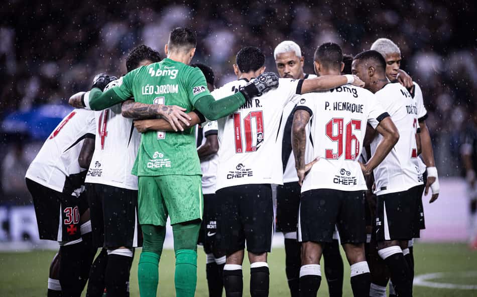 Focado no Brasileirão, Vasco manda a campo equipe alternativa na Sul-Americana; veja a escalação