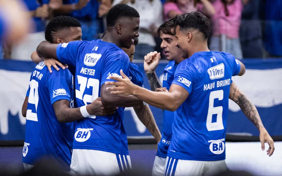 Melhores Momentos: Cruzeiro vence Bragantino de virada no Mineirão