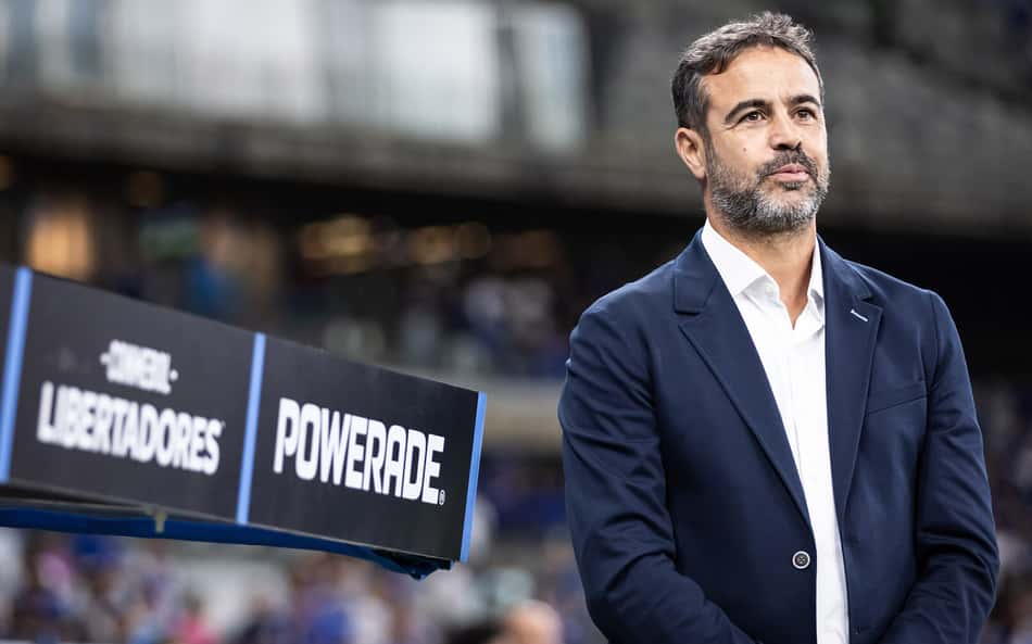 Artur Jorge vê resultado 'ingrato' em derrota do Cruzeiro na Libertadores