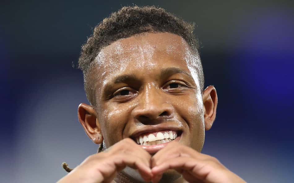 Atuação de Danilo, do Botafogo, vira capa de jornal espanhol: 'Sem dúvida'