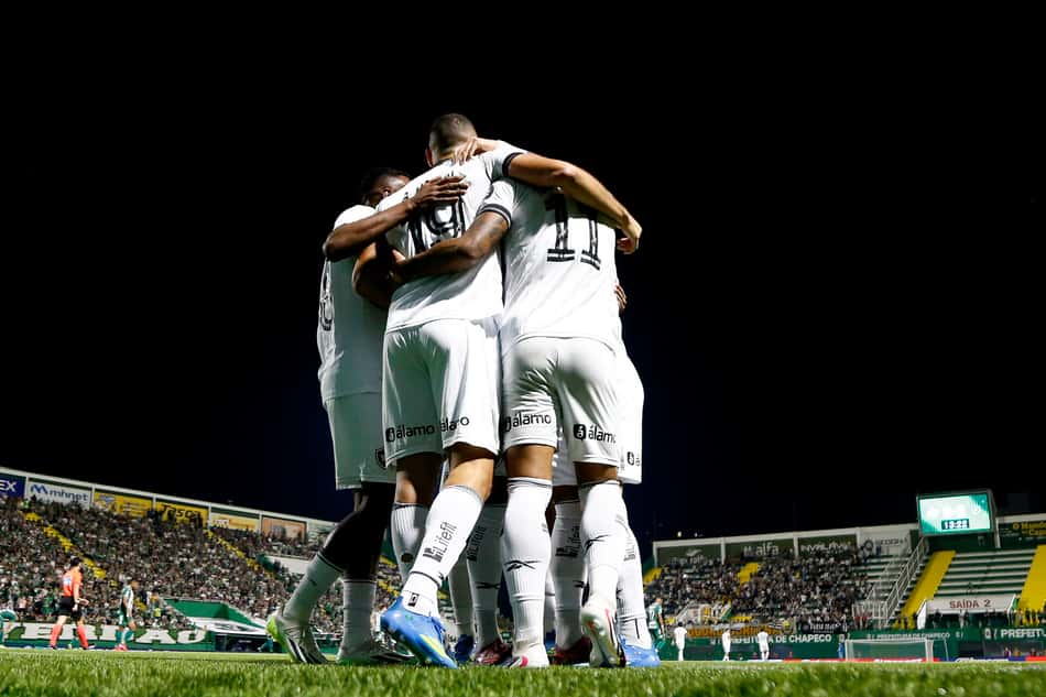 Botafogo teve primeiro tempo arrasador na Arena Condá (Foto: Vítor Silva/Botafogo)