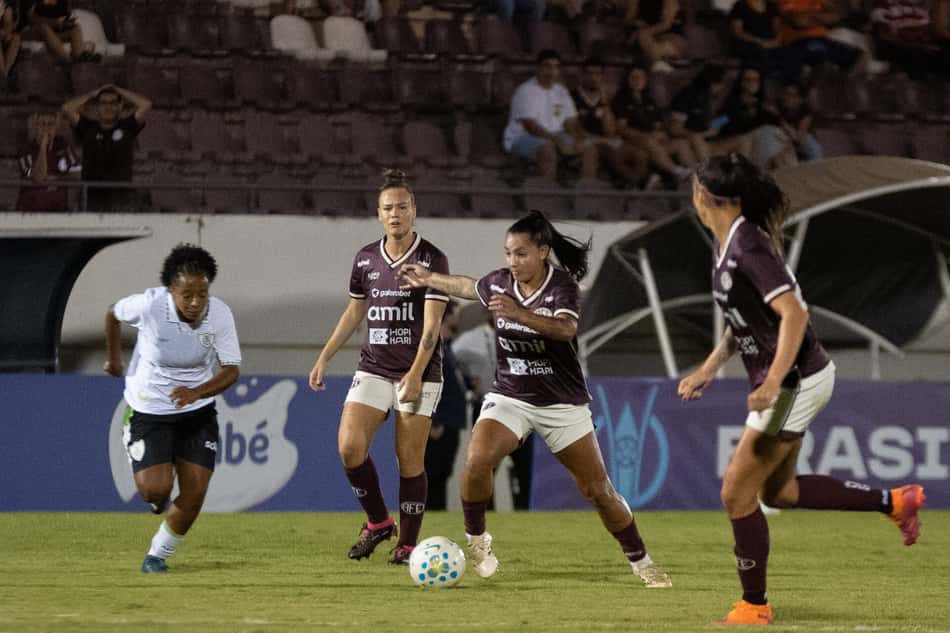 Ferroviária venceu o América-MG na Fonte Luminosa. (Foto: Rafael Zocco / Ferroviária)
