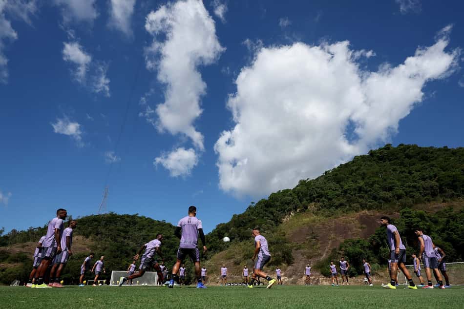 Elenco do Botafogo em treino no CT Lonier (Foto: Vítor Silva/Botafogo)