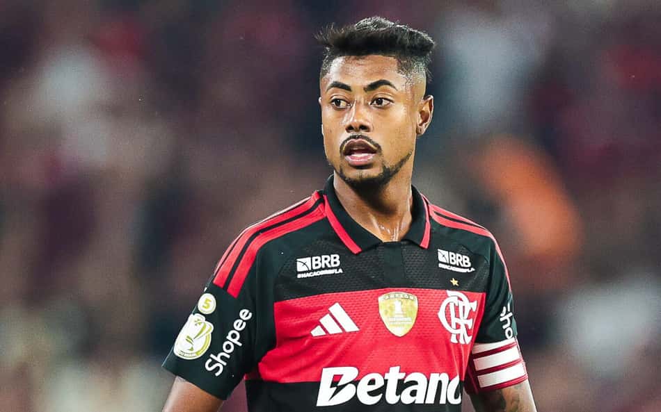 Bruno Henrique celebra triunfo do Flamengo, mas admite queda de ritmo contra o Vitória