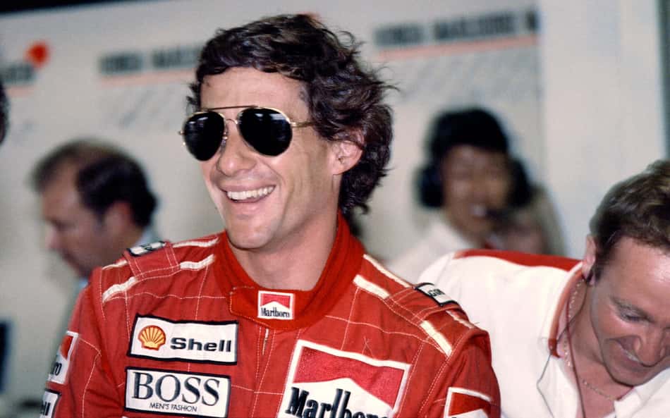 Ayrton Senna comemora pole position no GP da Austrália na F1 1991 (Foto: Toshifumi KITAMURA / AFP)