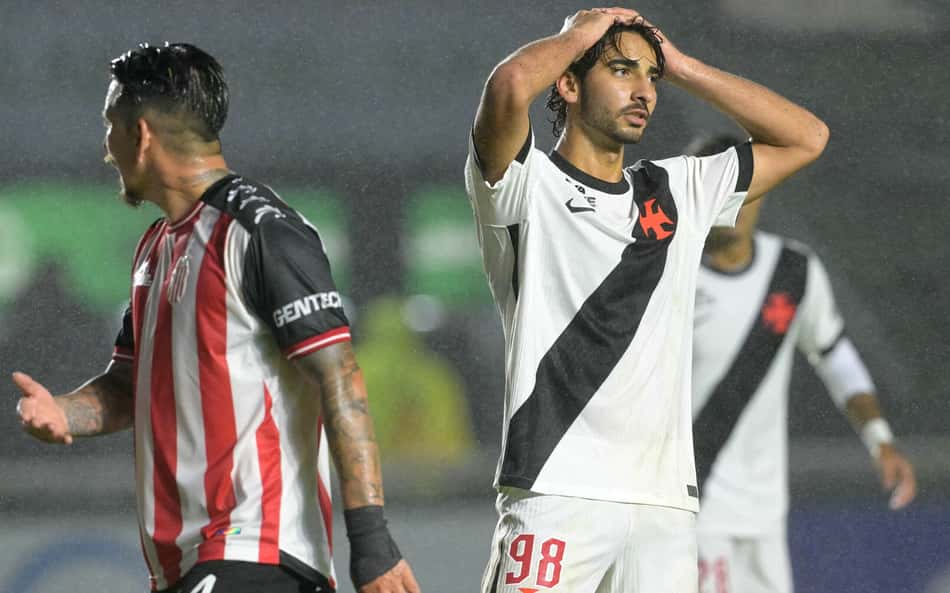 Com time alternativo, Vasco fica no empate com Barracas Central pela estreia da Sul-Americana