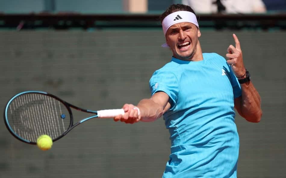 O alemão Alexander Zverev na vitória sobre o belga Zizou Bergs em Monte Carlo