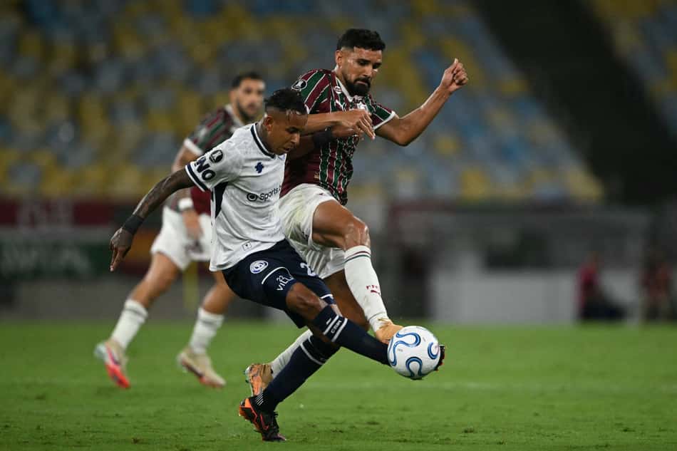 Guga fez o primeiro jogo na Libertadores de 2026 contra Rivadavia (Foto: MAURO PIMENTEL / AFP)