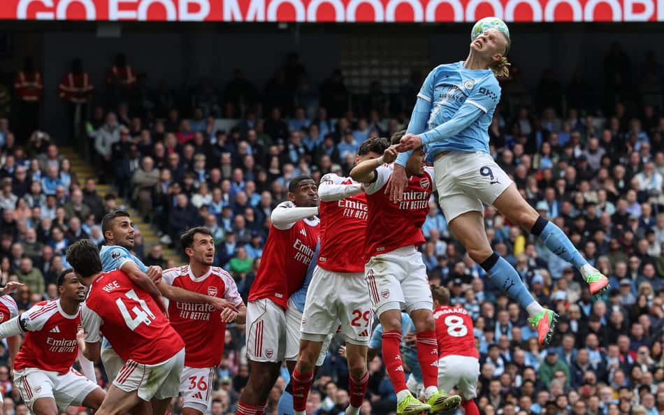 Com gol de Haaland e falha de Donnarumma, City bate Arsenal em jogo decisivo da Premier League