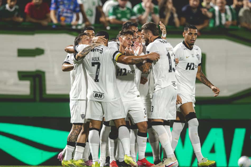 Atlético contra a Chapecoense (Foto: Pedro Souza / Atlético)