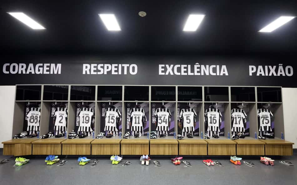 Botafogo tem muitas mudanças para enfrentar o Mirassol; veja escalação