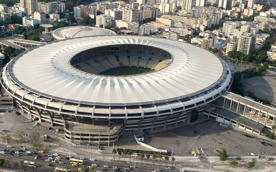 Rivais criticam adiamento do Fla-Flu, no Brasileirão: 'Patético'