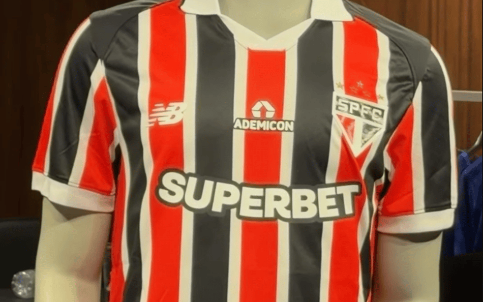 Torcedores do São Paulo reagem à nova camisa II: 'Entre as mais bonitas'