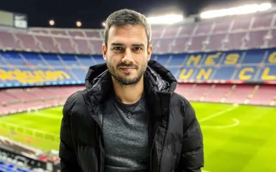 Marcelo Bechler exalta craque do Cruzeiro e compara a Neymar