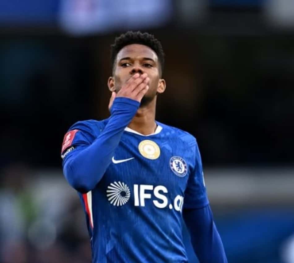 Estevão comemora gol do Chelsea pela Copa da Liga Inglessa. (Foto: Divulgação/ Chelsea)